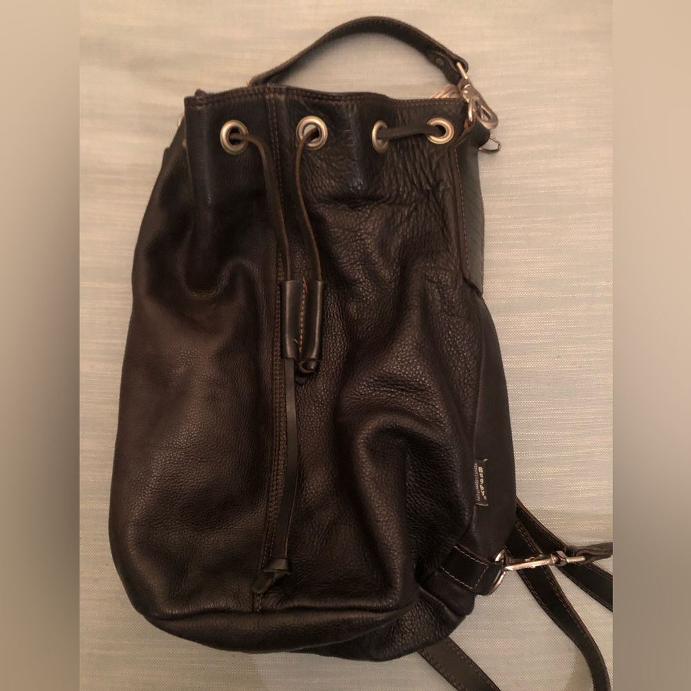 Rugby leather Bucket Bag